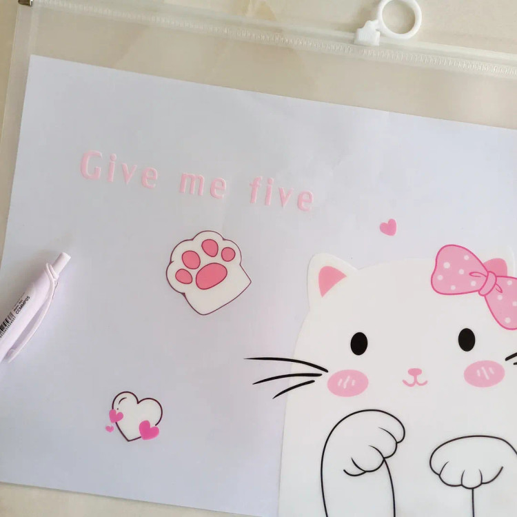 پوشه آ۴ شفاف زیپدار مدل پیشی کیوت ، کاور A4 زیپ کیپ فانتزی