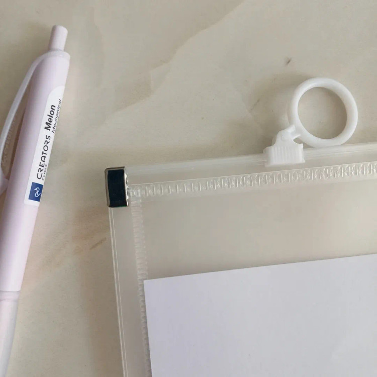 پوشه آ۴ شفاف زیپ دار مدل پیشی کیوت ، کاور A4 زیپ کیپ فانتزی