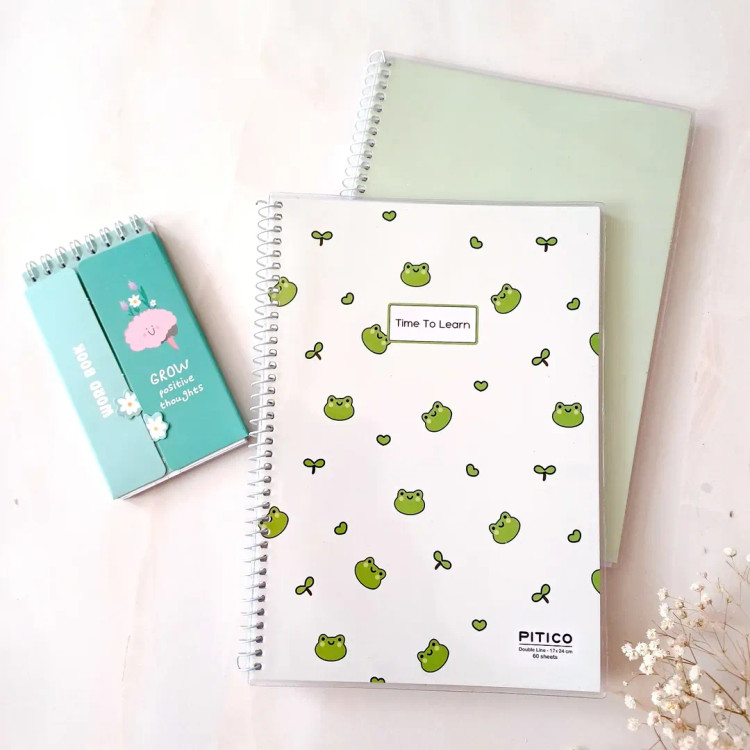 دفتر دوخط انگلیسی ۶۰ برگ فنردار مجلد از برند پیتیکو