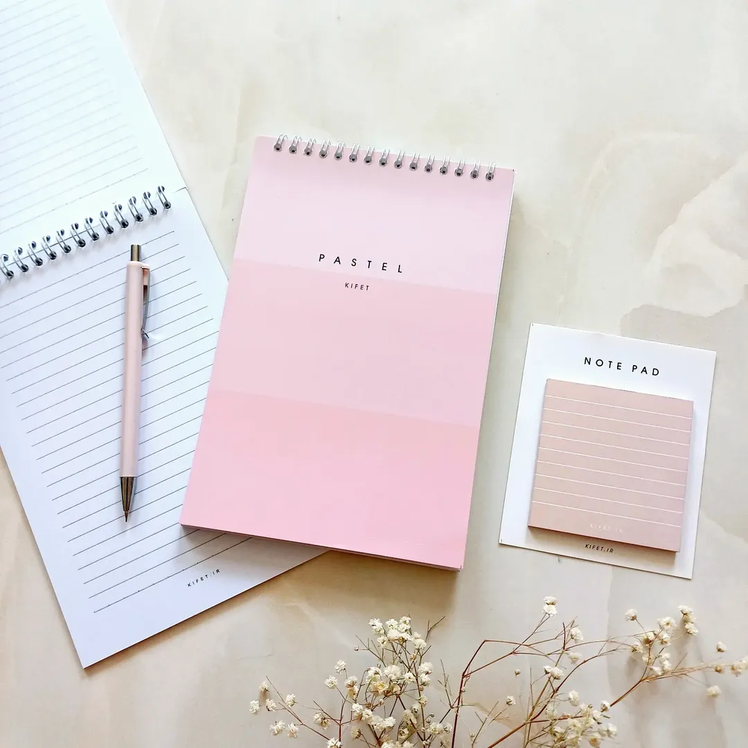 دفتر جزوه نویسی دانشجویی پاستلی فنر از بالا مدل پنتون 60 برگ از برند کیفت kifet