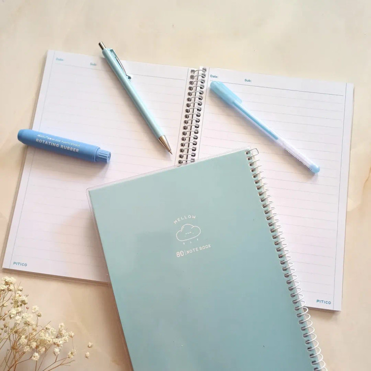 دفتر مشق ساده رنگی مجلد خط دار پاستلی 80 برگ از برند پیتیکو