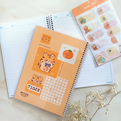 دفتر مشق خط دار مجلد فانتزی مدل پترن 60 برگ از برند پیتیکو دفتر سیمی کیوت