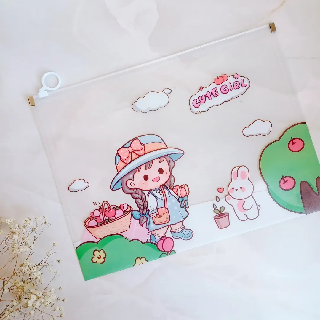 پوشه زیپ کیپ شفاف مدل دختر سایز a4 ، کاور زیپ دار آ4