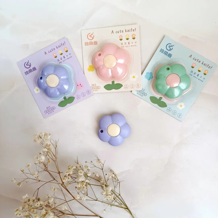 کاتر طرح گل گلی پاستلی کیوت فانتزی