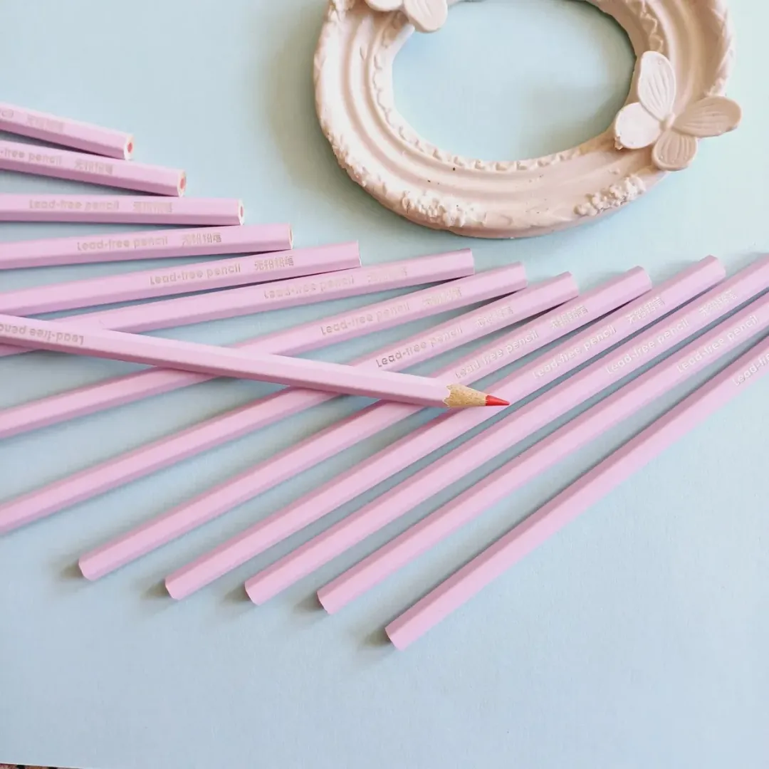 مداد قرمز پررنگ