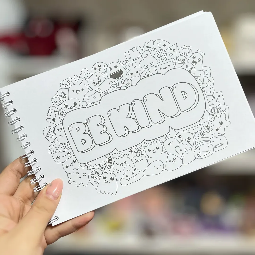 دفتر و کتاب رنگ آمیزی بزرگسالان و نوجوانان