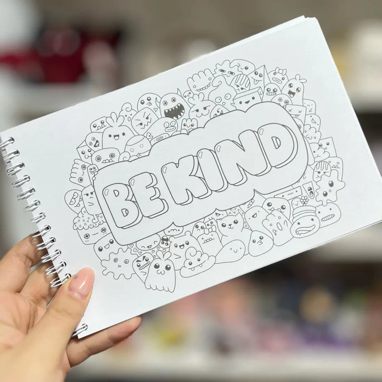 دفتر و کتاب رنگ آمیزی بزرگسالان و نوجوانان