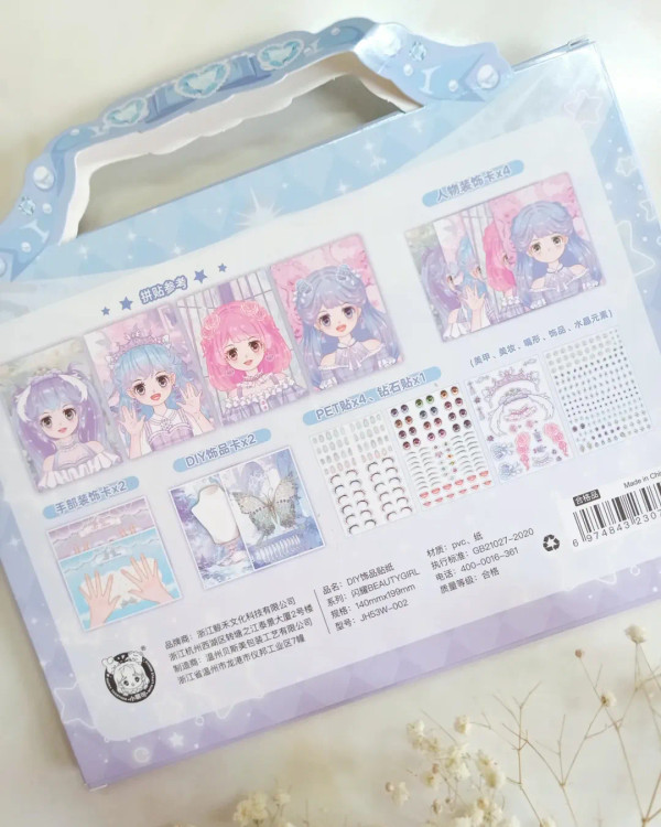 ست و پک کادویی استیکر آرایشی طرح کیف ، دفترچه استیکر چیدمان صورت و ناحن