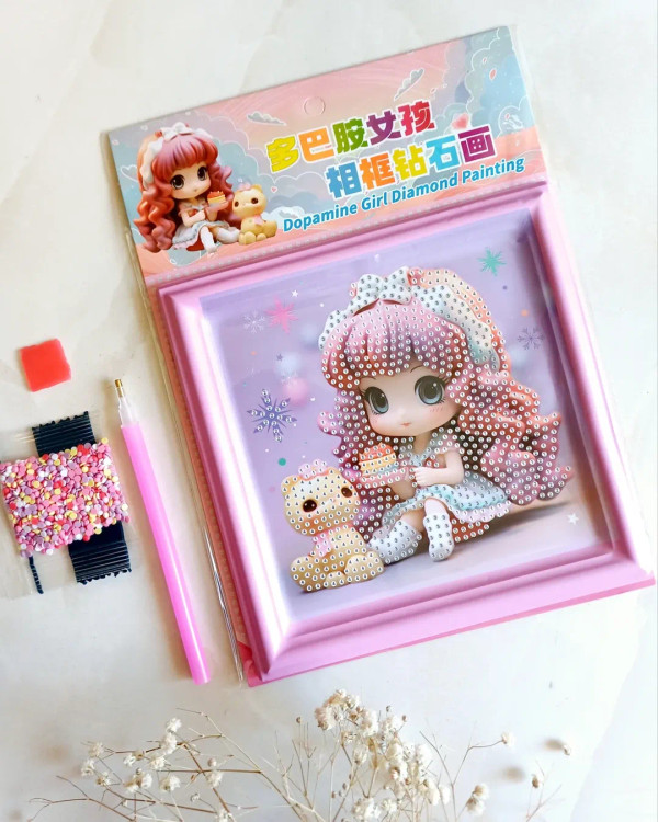 نقاشی الماسی فانتزی مدل دختر طرح قابدار