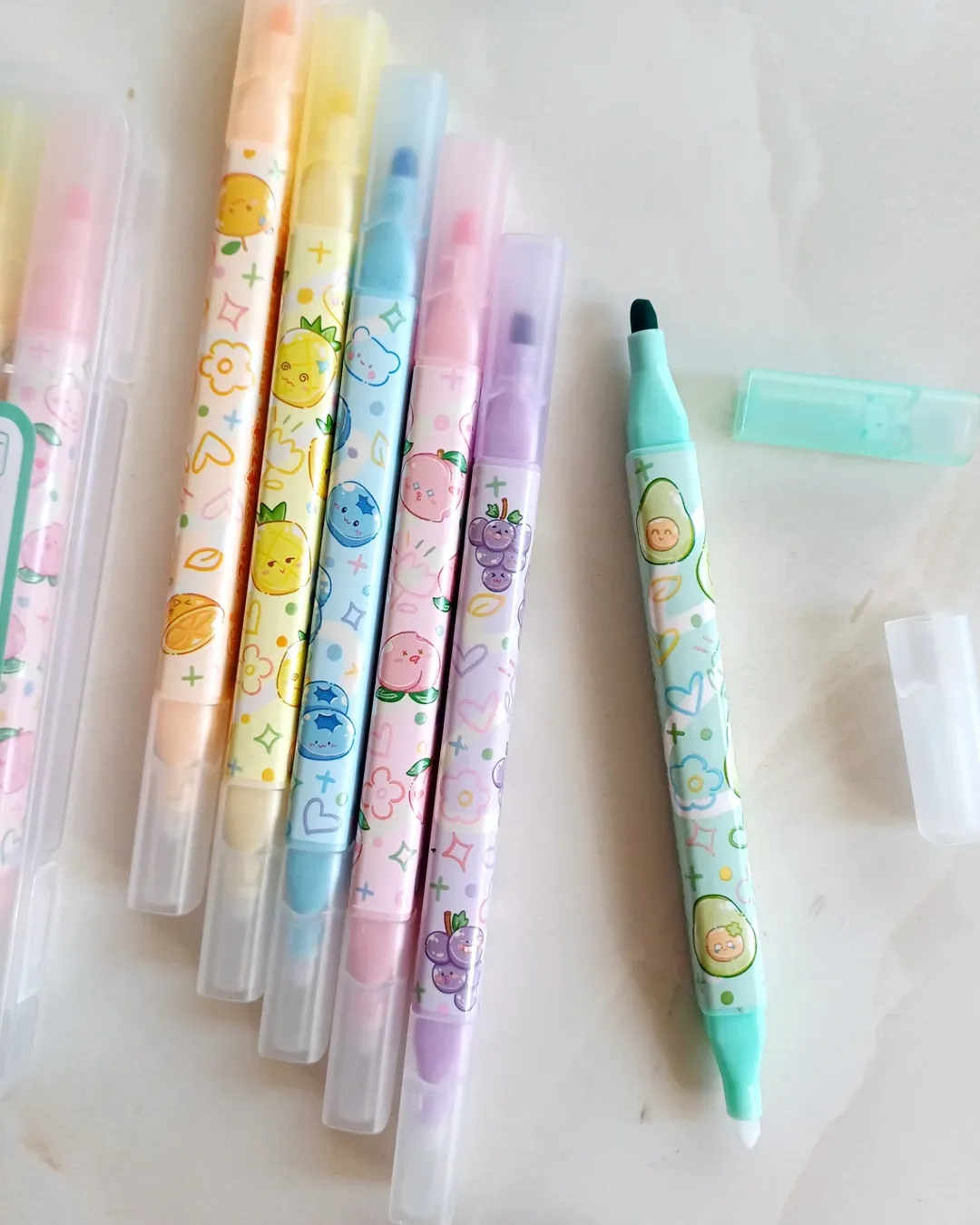 هایلایتر دوسر پاکن دار عطری با رنگ‌های  ، هایلایت دوسر پاکندار