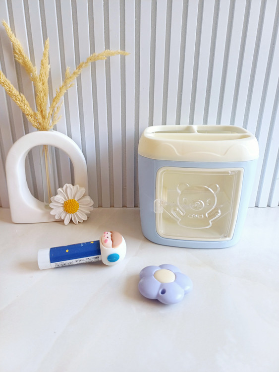 جامدادی یخچالی